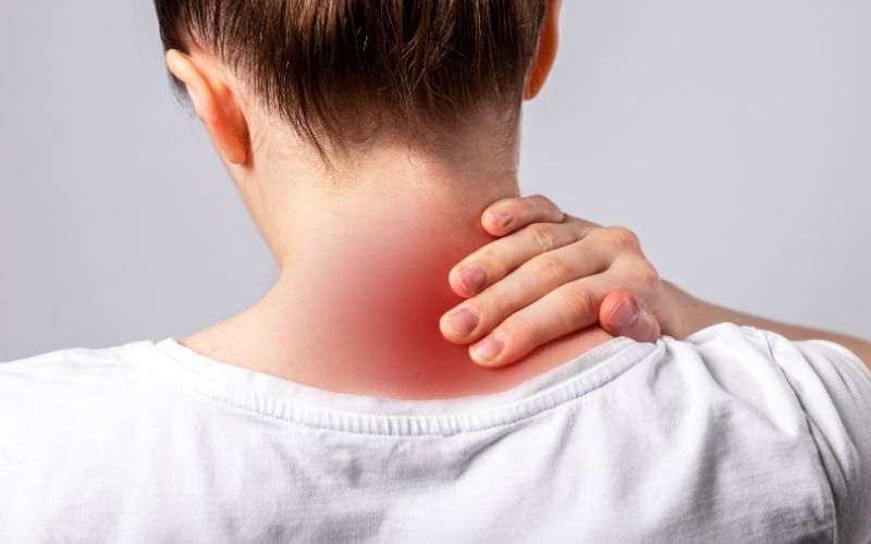 what pressure point relieves neck pain